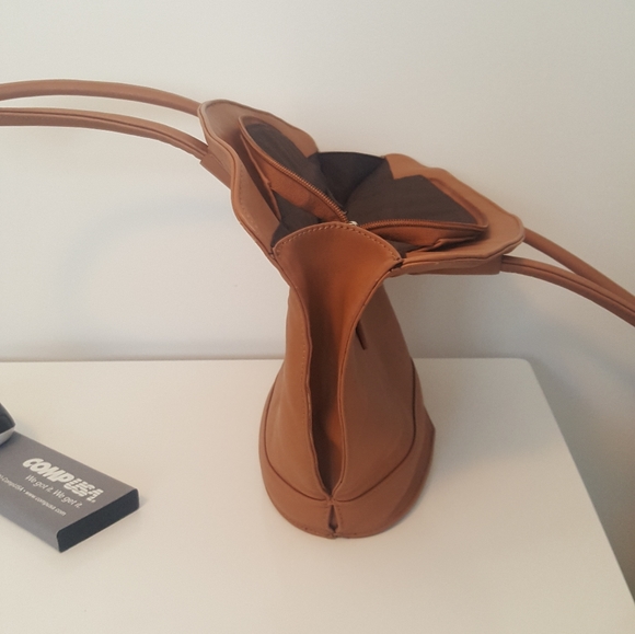 Clam vintage shell style handbag - Picture 10 of 10